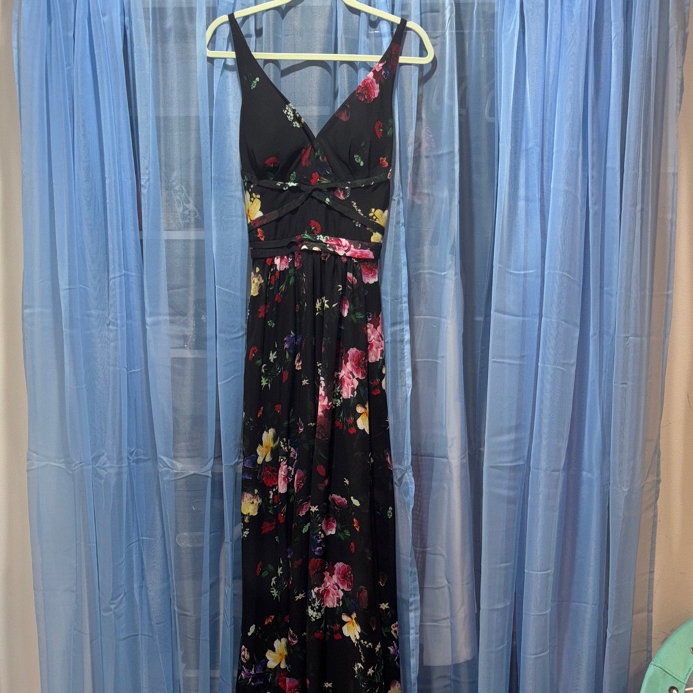 Laundry By Shelli Segal Black Floral Maxi Dress